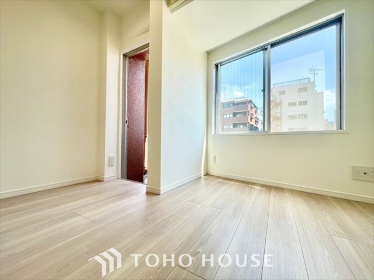 内装 【PRIVATE ROOM】◆属毛離裏◆子は父を手本とし、母に愛育されて成長する。家族の深い繋がり。いつまでも大切にしたい。