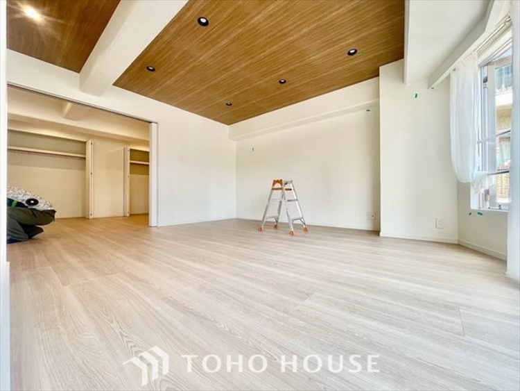 内装 【LIVING】◆Sunshine◆光が燦々と入り、いるだけで気持ちいい。「開放的でゆとりあるお部屋です。」