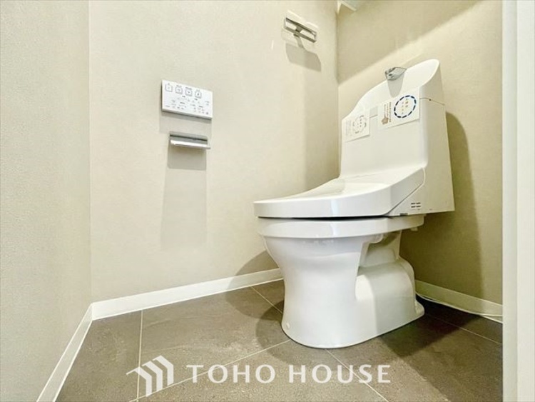 トイレ 【TOILET】◆快適◆な生活に不可欠。節水型の高性能トイレを新設。