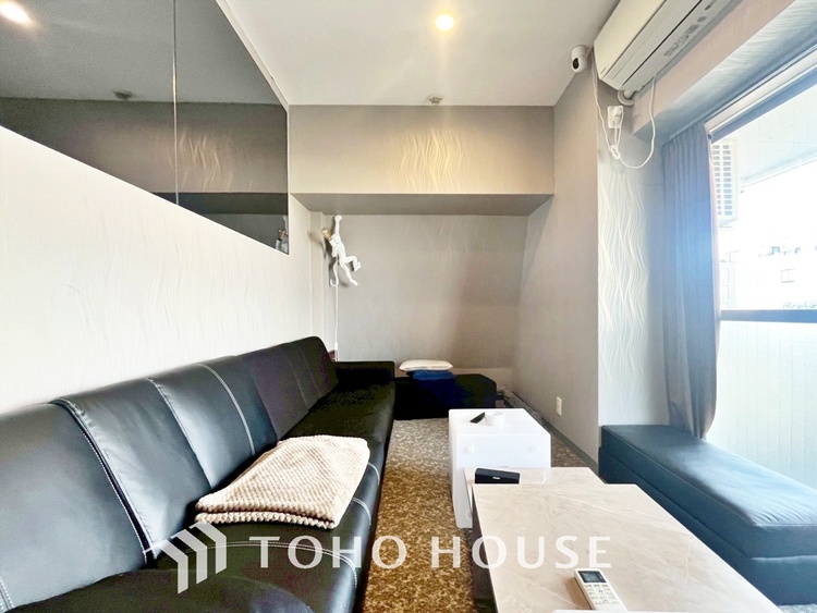 内装 【PRIVATE ROOM】◆快適◆な暮らしに不可欠な収納スペース。快適さとともに思い出も詰まっていく。