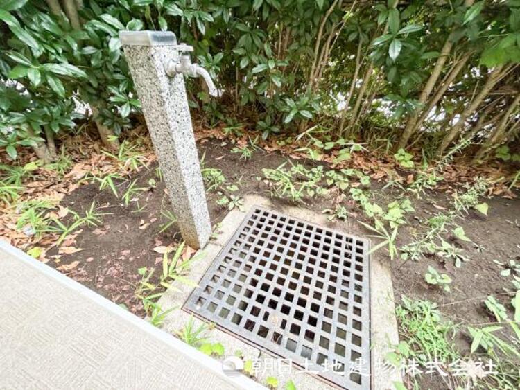 その他 【外水栓】表現された空間はたくさんの光を浴び、風を感じ、暮らしを豊かにしてくれます。家族の思い出を刻んでいきます。