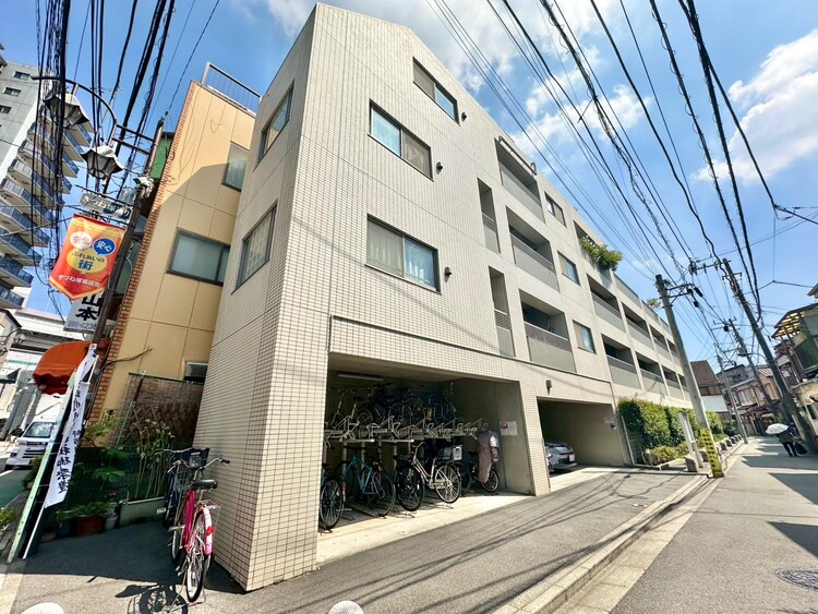 外観 現地に足をお運びいただいた際には、周辺散策などをお勧めいたします。