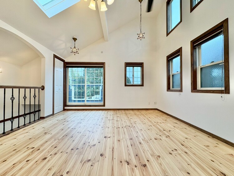 居間 豊かな居住性と、安心感を満たすクオリティが見事に調和した住空間。