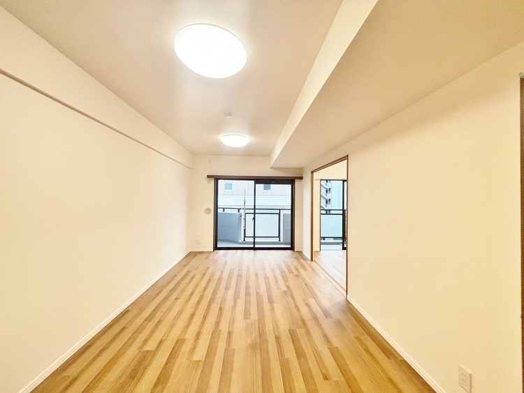 居間 「空間が織り成すひとつ先の住み心地」を演出します。