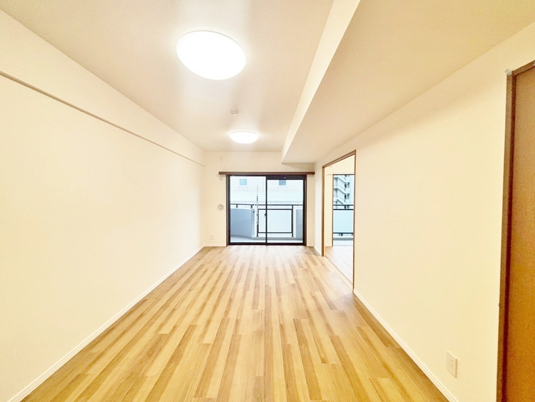 居間 過ごす時間が、たくさんの思い出として紡がれていく場所。