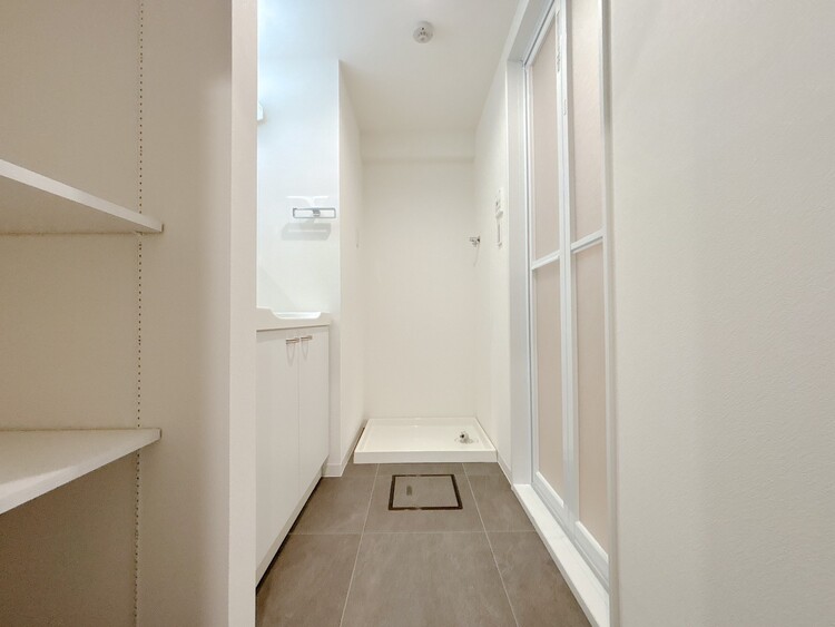 洗面 清潔感と心地よさを重視した、上質感漂うパウダールーム。