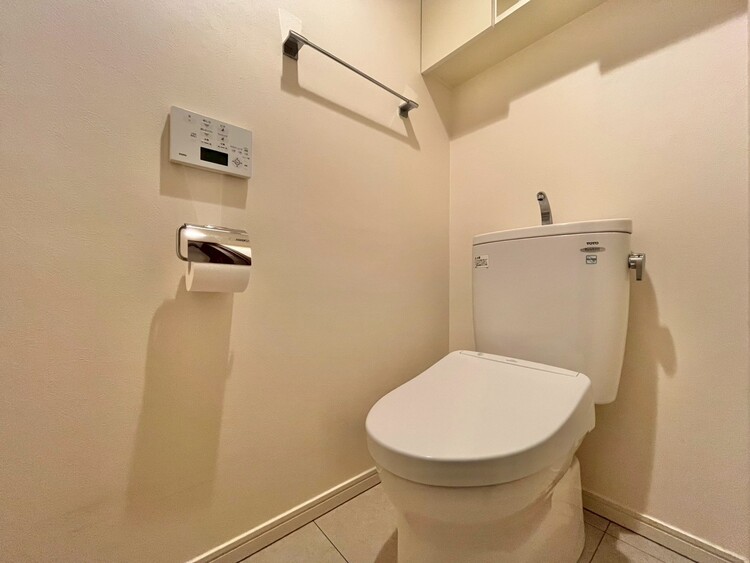 トイレ 暮らしの中のさりげないひとときの快適さにも、こだわりを、持って設備を配しております。