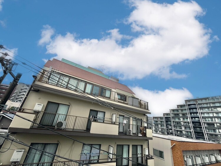 バルコニー 頬をなでる、優しい風を感じることが出来ます。