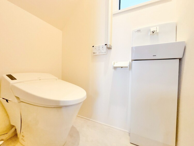 トイレ 暮らしの中のさりげないひとときの快適さにも、こだわりを、持って設備を配しております。