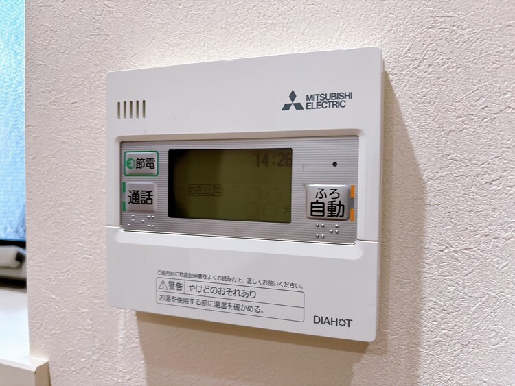 設備 見やすい画面で操作しやすい給湯パネルです。