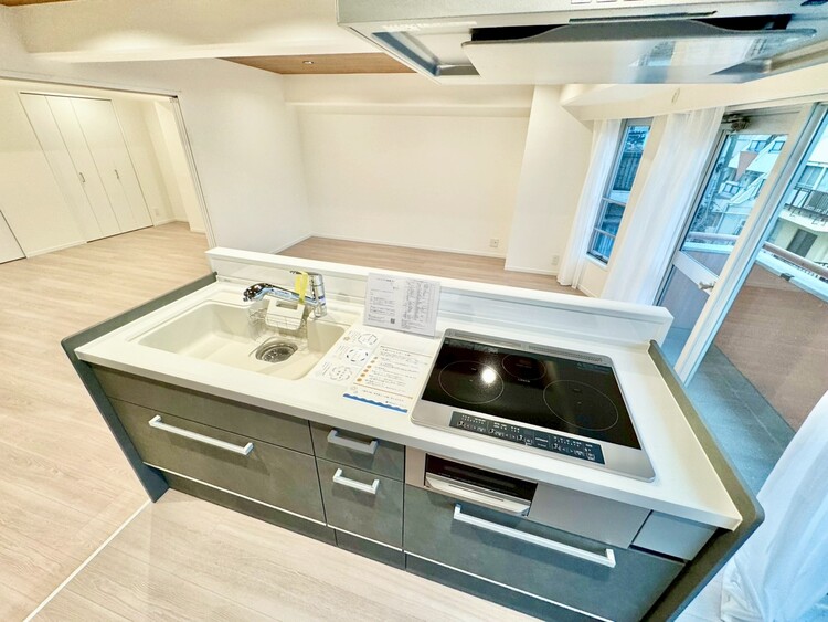 その他 使いやすくスタイリッシュなキッチン空間になっております。