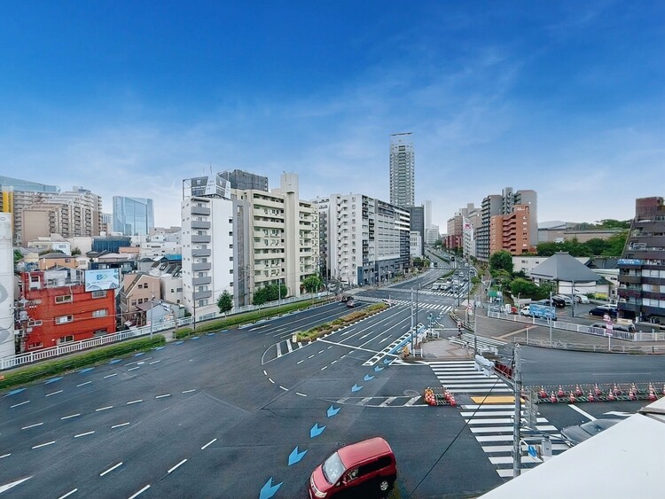 その他 眺望や窓からの景色が良いと、家で過ごす時間も快適です。