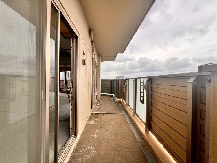 その他 朝の澄んだ空気や、夕方に吹く清々しい風を感じられるバルコニー。