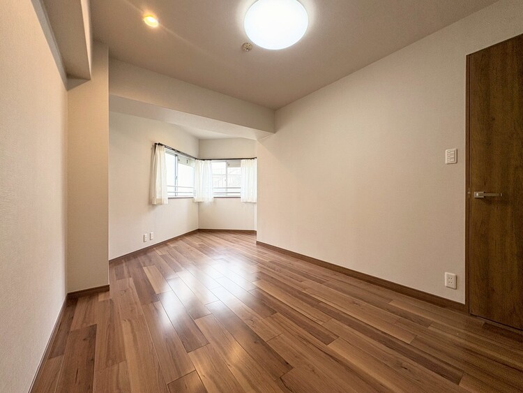 その他 清かで艶やかな時間をもたらしてくれる室内です。