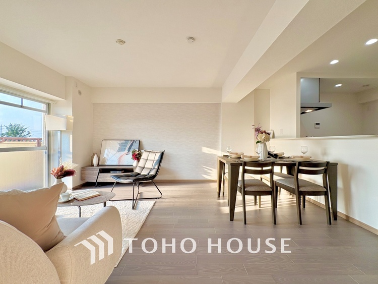 内装 家族みんなの笑顔が、笑い声が絶えない幸せいっぱいのこの場所で新たな生活が始まる。