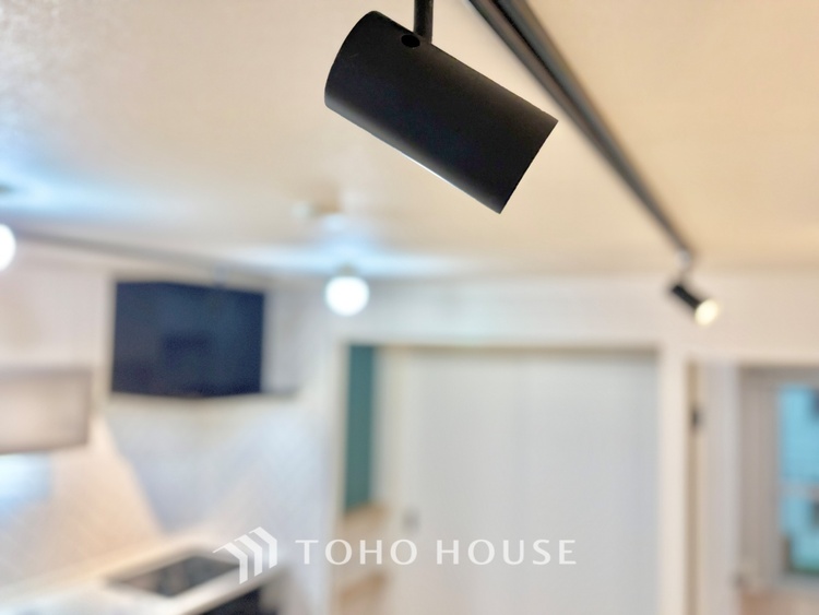 内装 大きくゆとりのあるリビングは、安心感と開放感を兼ね備えた住まいの中心。家族みんなが心から寛げる時間をお届けします。