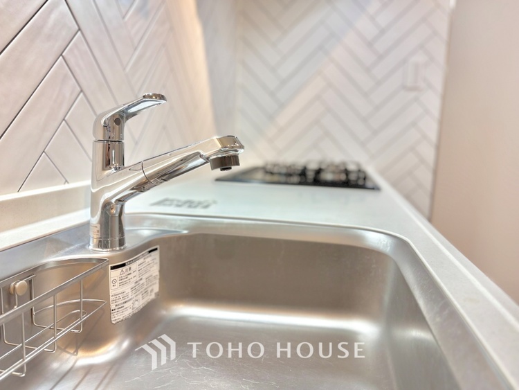 キッチン みんなで作って、みんなで食べる。明るいキッチンは、家族の笑顔を引き出します。