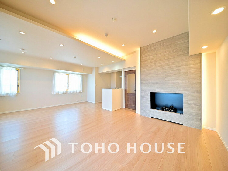 内装 家族みんなが爽やかに過ごせるように、光をたっぷり取り込んだLDK