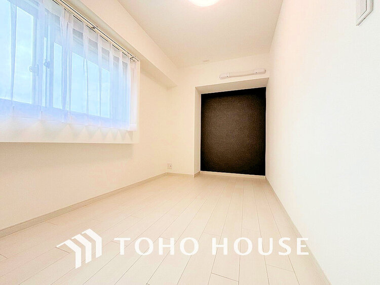 内装 1日の疲れを癒し、心地よく寛げるようゆったりとした広さをしています