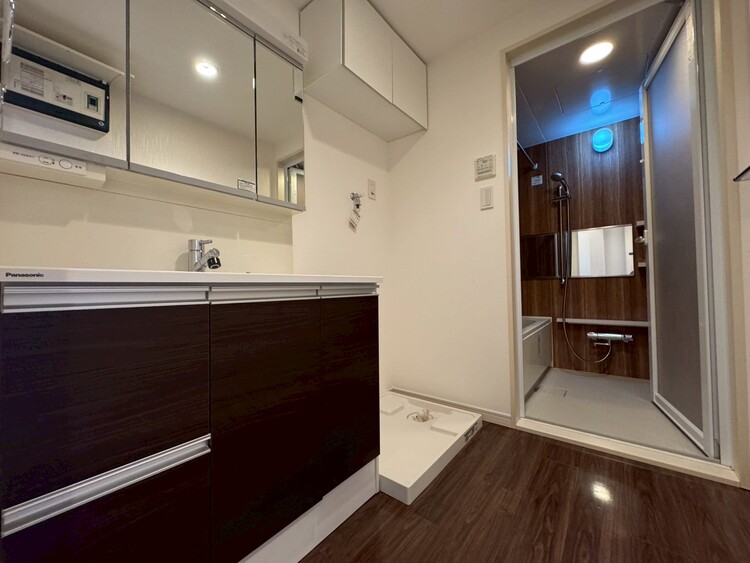 洗面 十分な広さの脱衣所。