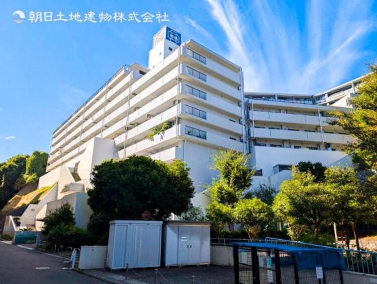 外観 開放感があり日当りも良好です！目の前に広がる開放感とゆとり。暮らしの夢を育む住まいがここにあります！