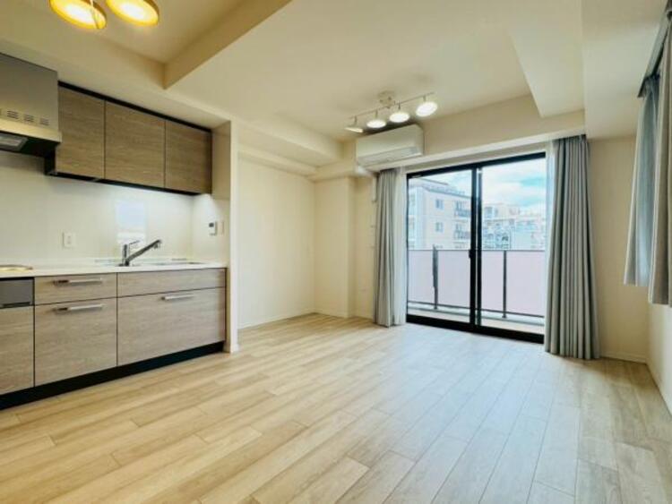 居間 【2025年11月撮影】