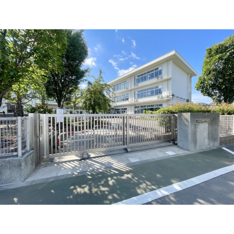 周辺 市立第十二小学校(約750m)