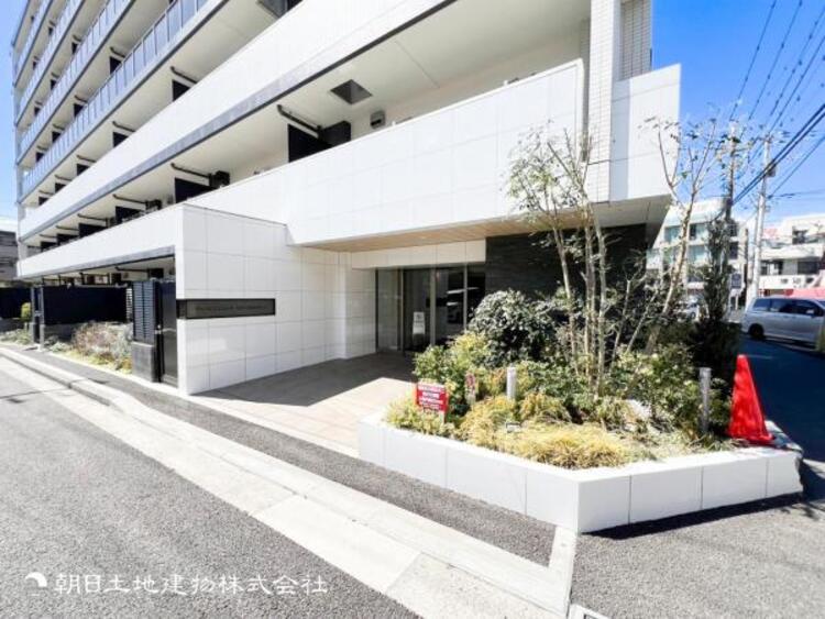 外観 【外観写真】表現された空間はたくさんの光を浴び、風を感じ、暮らしの時間を豊かにしてくれます。