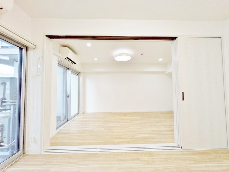 居間 豊かな居住性と、安心感を満たすクオリティが見事に調和した住空間。