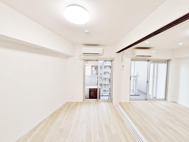 居間 飾り過ぎないシンプルな内装と偏り過ぎないデザインで統一しました。