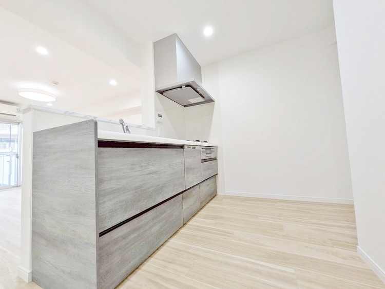 キッチン 洗練されたスタイリッシュなデザイン性と使いやすさを備えた仕様。