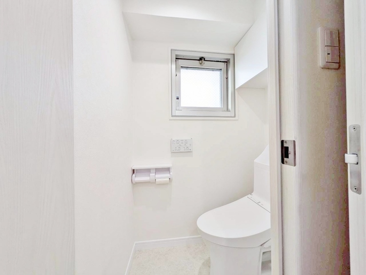 トイレ 暮らしの中のさりげないひとときの快適さにも、こだわりを、持って設備を配しております。