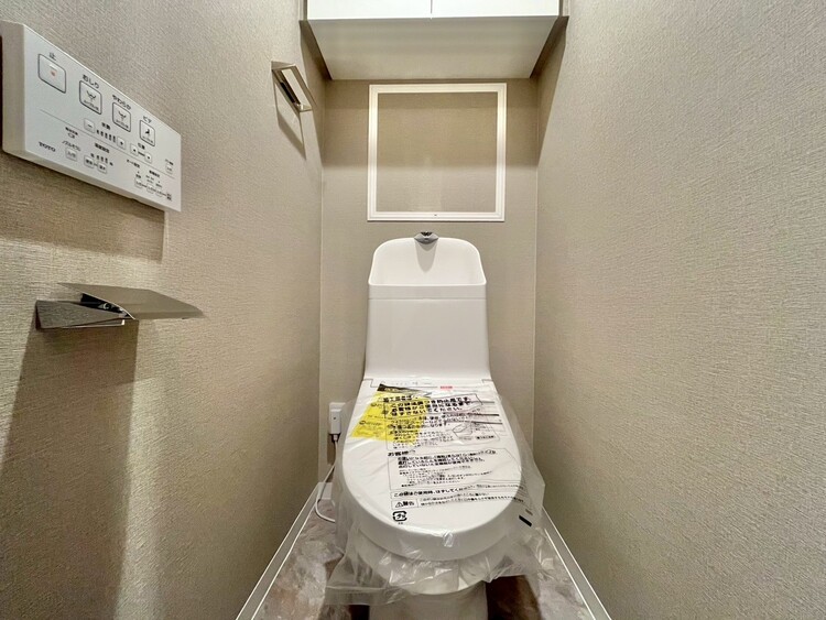 トイレ 暮らしの中のさりげないひとときの快適さにも、こだわりを、持って設備を配しております。