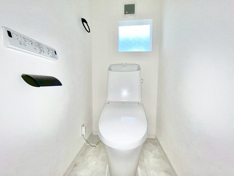 トイレ 暮らしの中のさりげないひとときの快適さにも、こだわりを、持って設備を配しております。