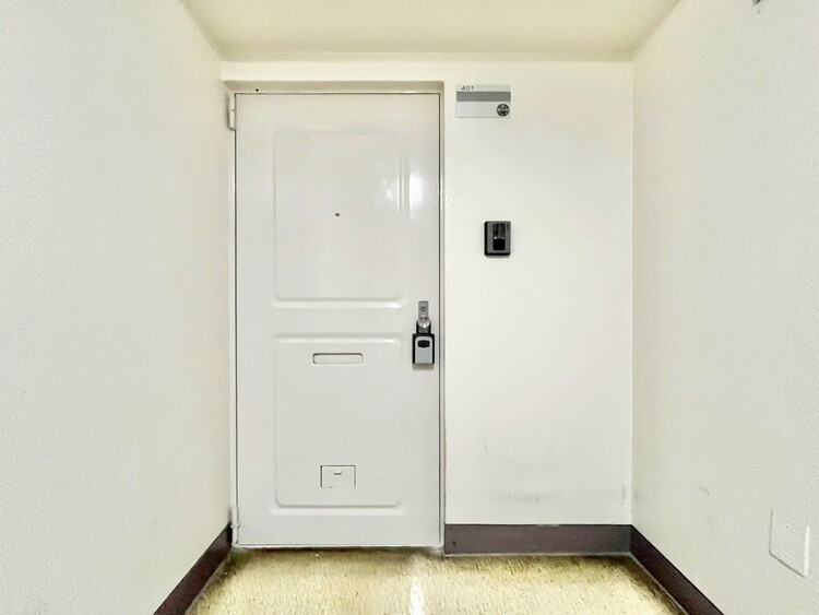 玄関 玄関を開ければ、そこは安らぎのご自宅。