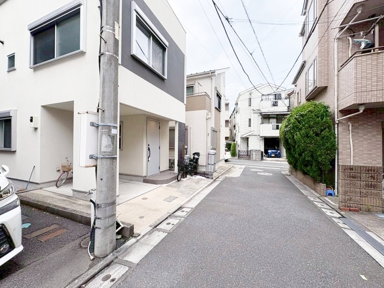 外観 現地に足をお運びいただいた際には、周辺散策などをお勧めいたします。