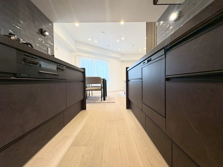 その他 開放感のあるキッチンスペース。調理をしながら、会話も弾みそうですね。