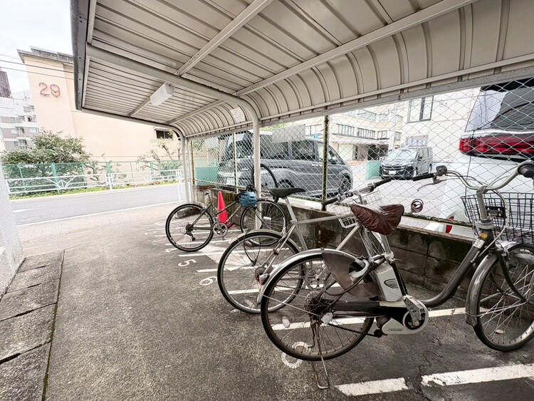 その他 駐輪場も綺麗に整頓されています。※空き状況は都度ご確認下さい。