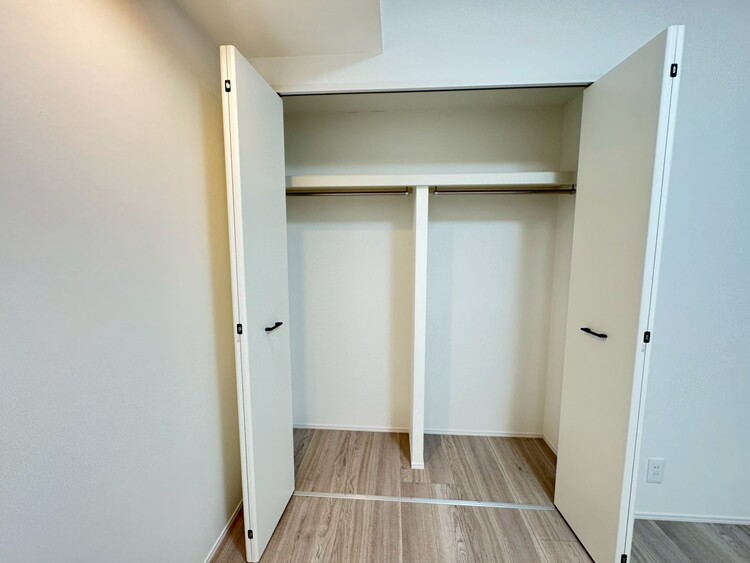 その他 収納スペースが付いていて、お部屋を広く使っていただけます。