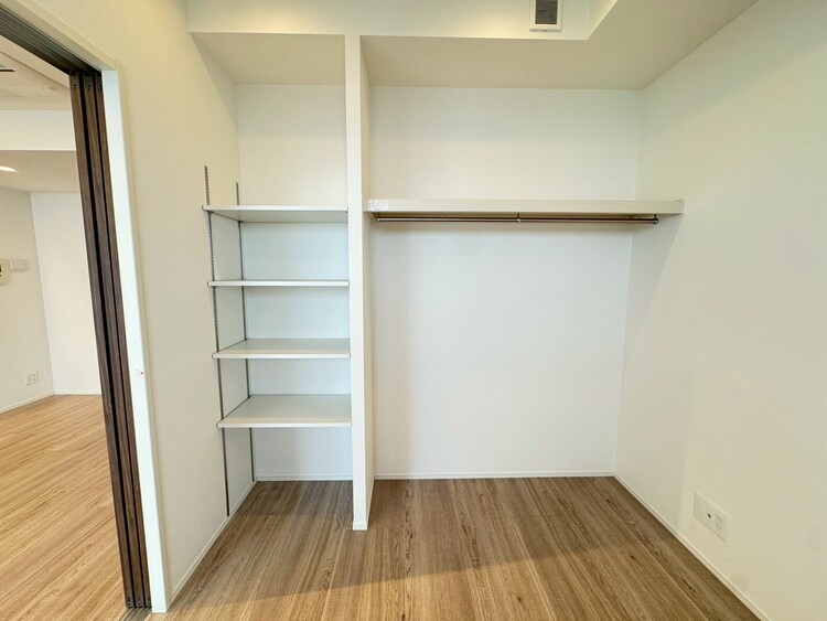 その他 家電やスーツケース、ストック品など何でも片付く嬉しい空間です。