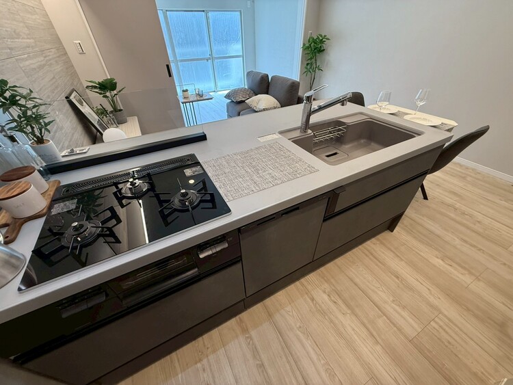 その他 使いやすくスタイリッシュなキッチン空間になっております。