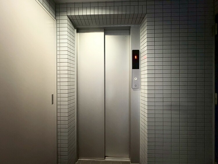 その他 エレベーター完備のため荷物が多くなっても安心。