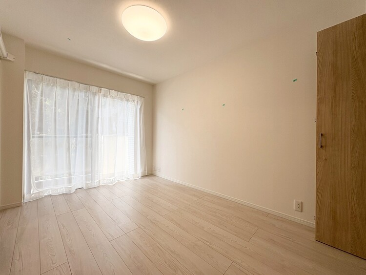 その他 清かで艶やかな時間をもたらしてくれる室内です。