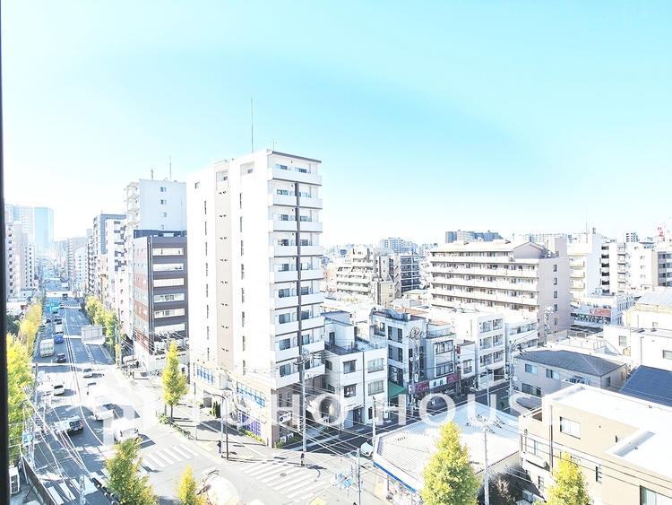 その他 街の景色を一望する特等席。視界を遮るもののない開放的な眺望が、都心生活の醍醐味を、毎日あなたに届けます。