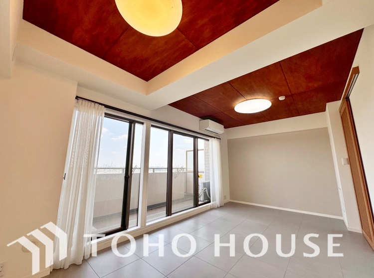 内装 「想像していた以上に広い」が写真を撮っているときの感想です。家事動線に配慮したプランによりご家族がくつろげる明るく広い空間が確保できました。