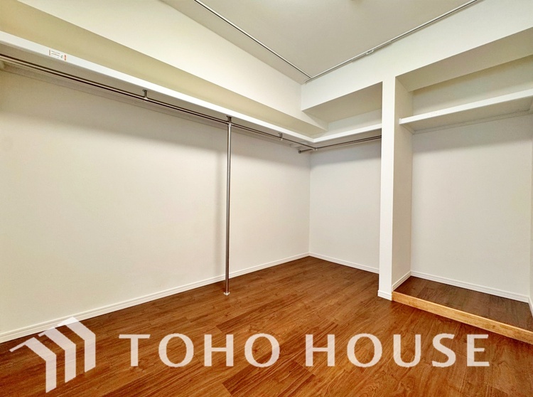 収納 各お部屋にしっかりと収納スペース（クローゼット）を設けてありますから、物が散乱することもありませんしタンスも不要。すっきりしたお部屋を好みで飾ってお過ごし頂けます。