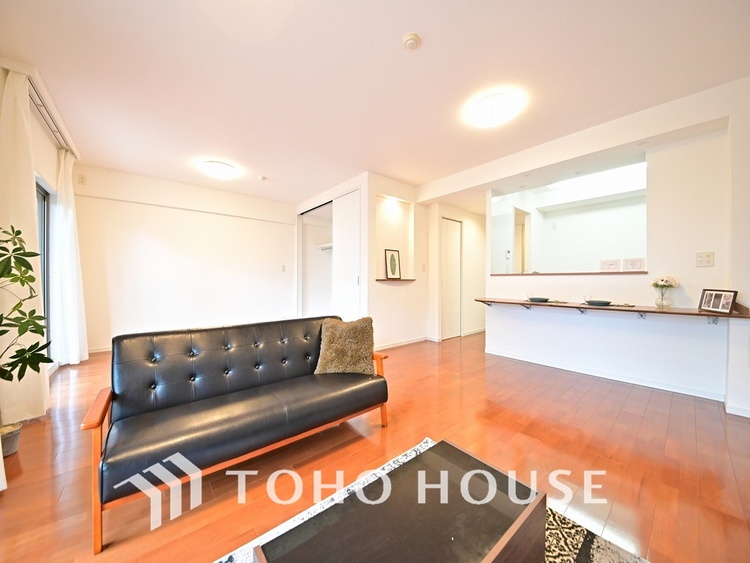 内装 ゆったりとくつろげる上質なリビングダイニング