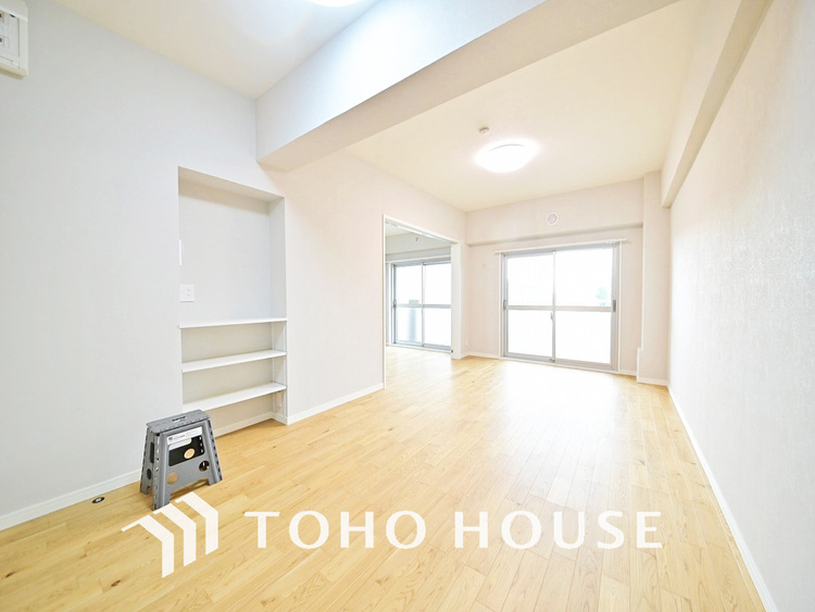 内装 家族みんなが爽やかに過ごせるように、光をたっぷり取り込んだLDK