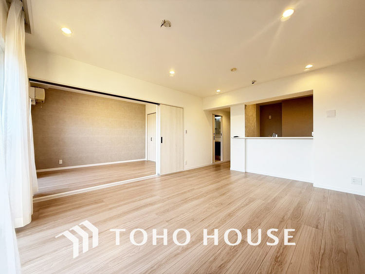 内装 ゆったりとくつろげる上質なリビングダイニングは、あなたの暮らしに価値のある時間を演出してくれます