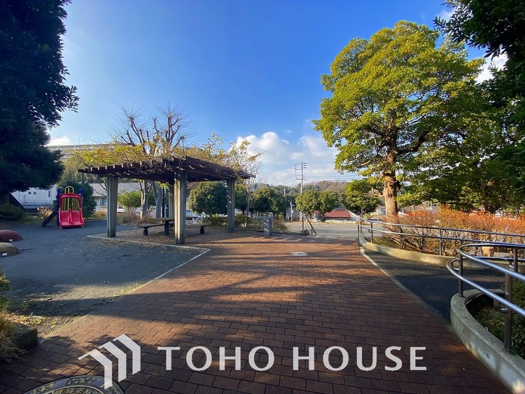 周辺 上矢部藤井公園　距離60ｍ